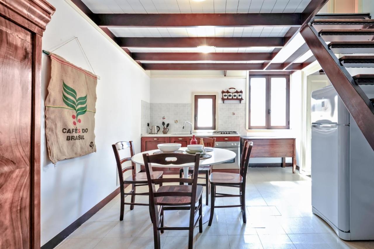 Castriota 19 - Jacuzzi Apartment Sit Lecce Zewnętrze zdjęcie