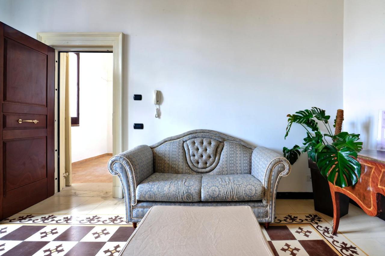 Castriota 19 - Jacuzzi Apartment Sit Lecce Zewnętrze zdjęcie